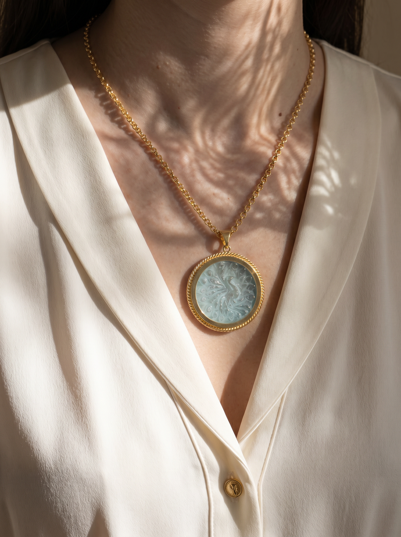 Royalty Promise Pendant - Image 3